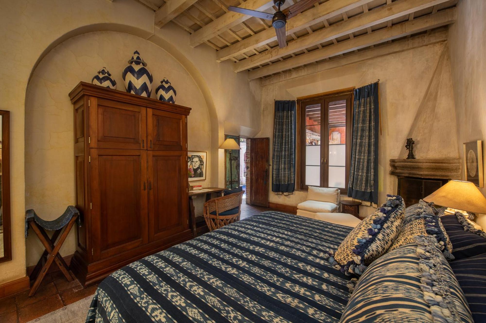Hotel Del Angel 4*
